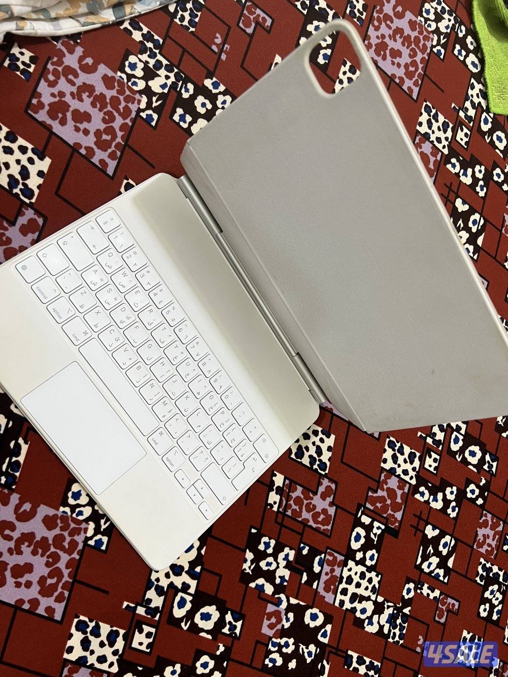 كيبورد ابل ماجيك الاصلي عربي انجليزي نظيف وشغال تمام 11 انش1