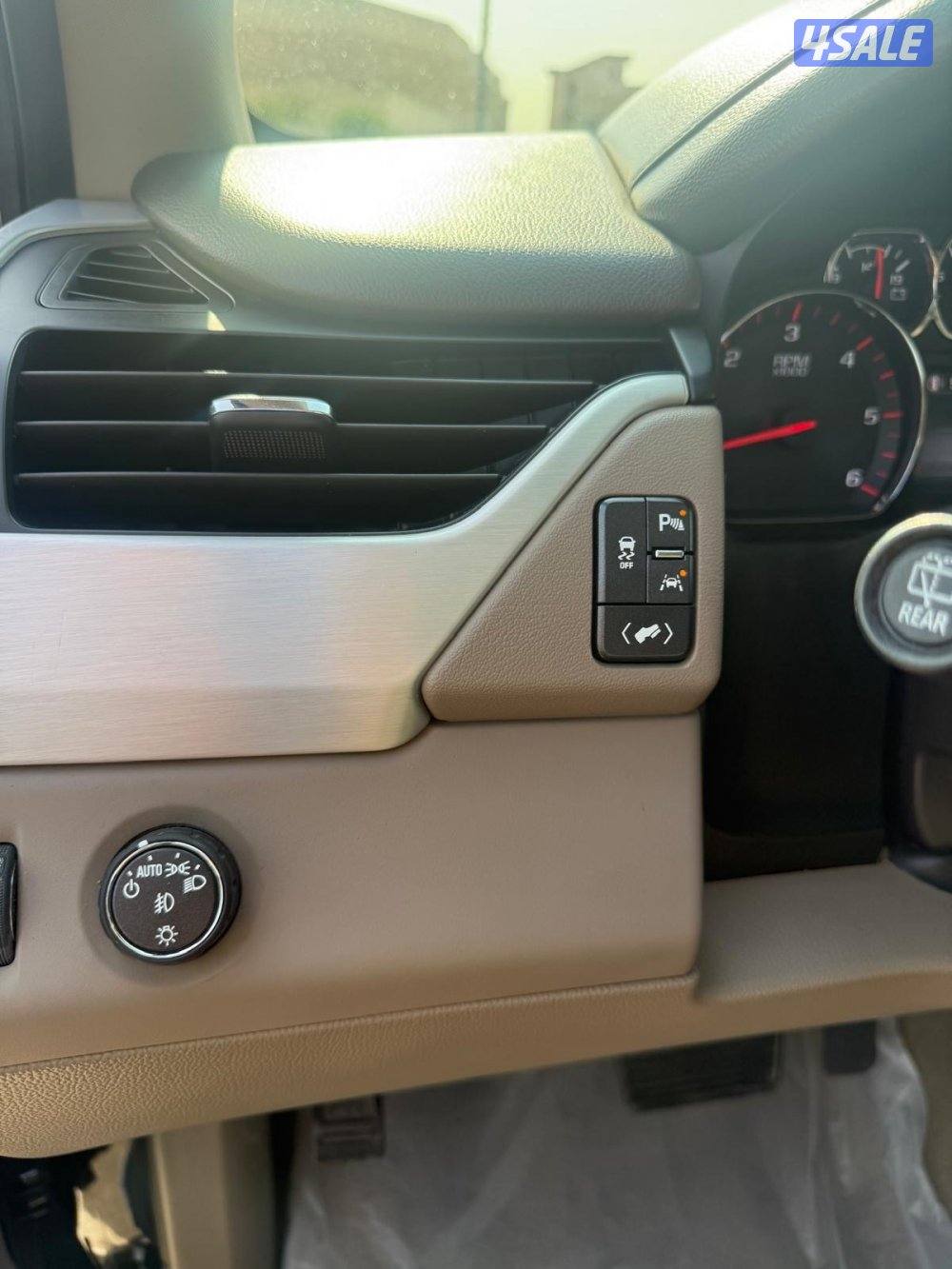 يوكن 2016 SLE شرط الفحص وبحاله ممتازه8