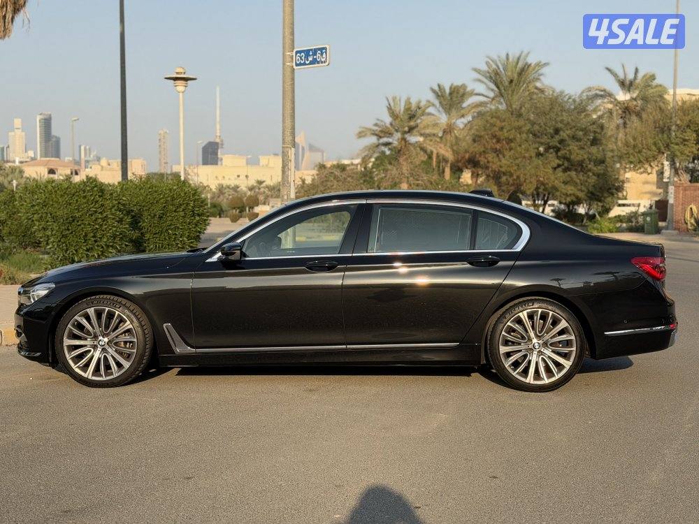 BMW 740LI عداد 60 الف2