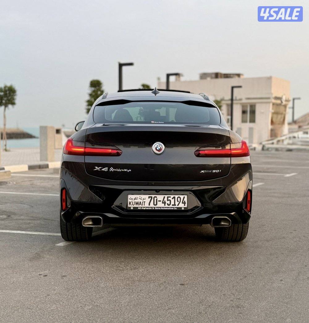 للبيع BMW - X4 موديل 2023 - بدي كت M - المالك الاول2