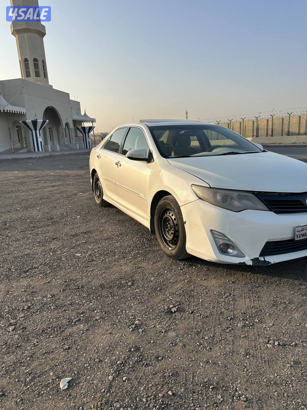 للبيع كامري 20136