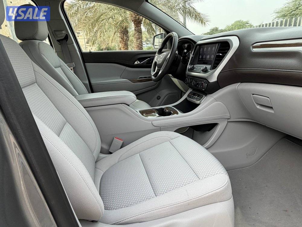 جي ام سي اكاديا SLEموديل 2023 ماشي 48 بهبهاني5