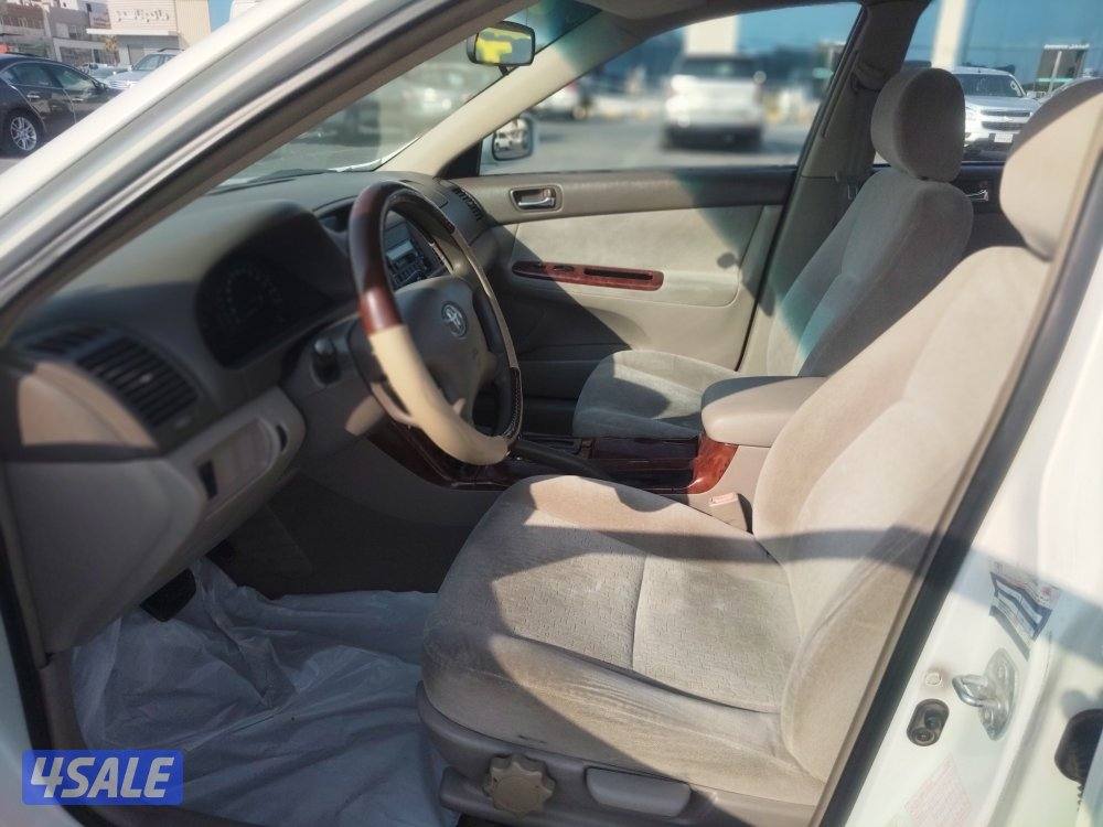 كامري GLI موديل ٢٠٠٤ ابيض عداد ٣٢٦ الف بحاله جيده جدا4