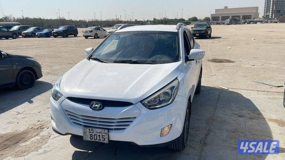 هونداي توسان اون ابيض  موديل ٢٠١٥ شرط الفحص ماشي ١٨٠4