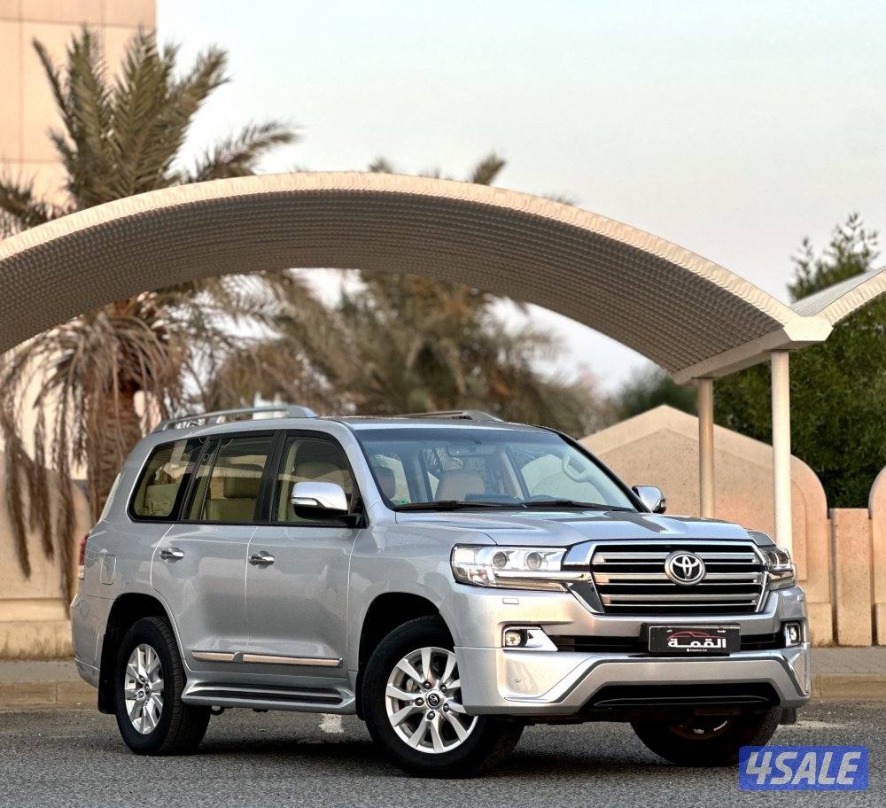 معرض القمة🚩4