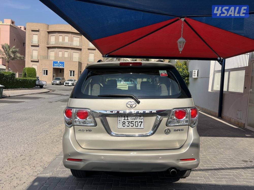 للبيع فورتنر 2013 V6 دبل قير3