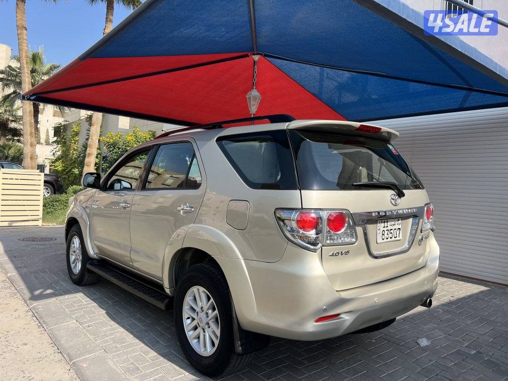 للبيع فورتنر 2013 V6 دبل قير5