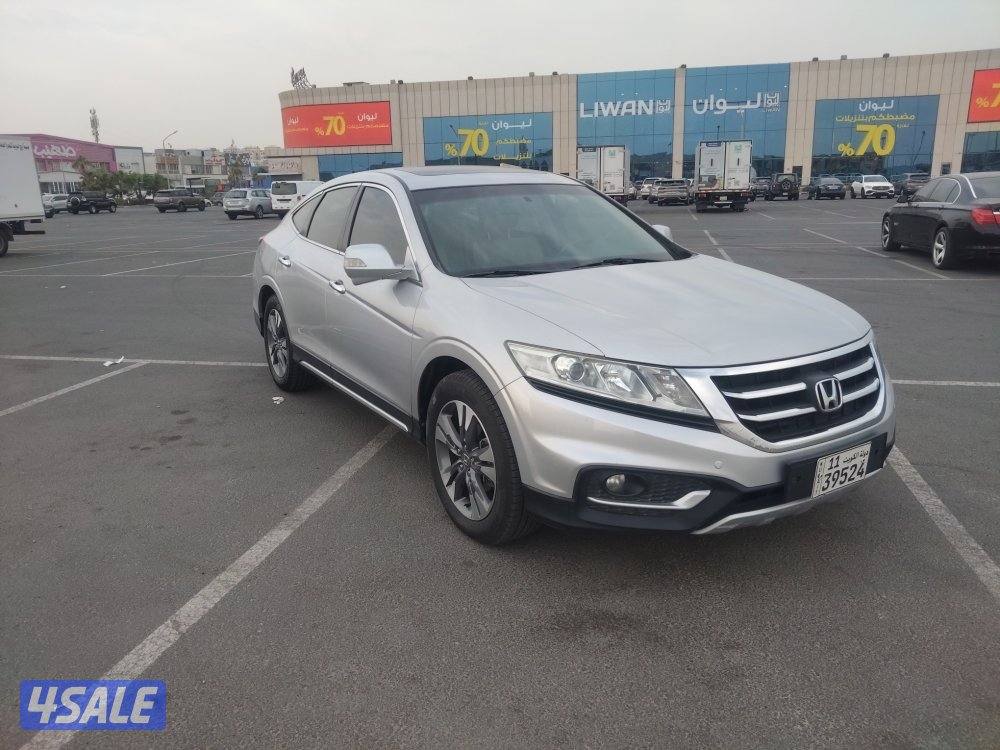 هوندا كروس تاور ٦سلندر موديل ٢٠١٣ فضي عداد ٢٦٦ الف بحاله الوكاله2