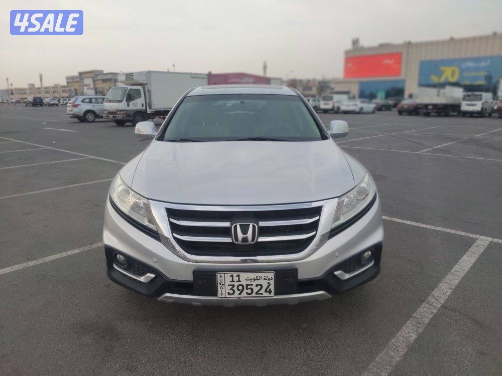 هوندا كروس تاور ٦سلندر موديل ٢٠١٣ فضي عداد ٢٦٦ الف بحاله الوكاله4