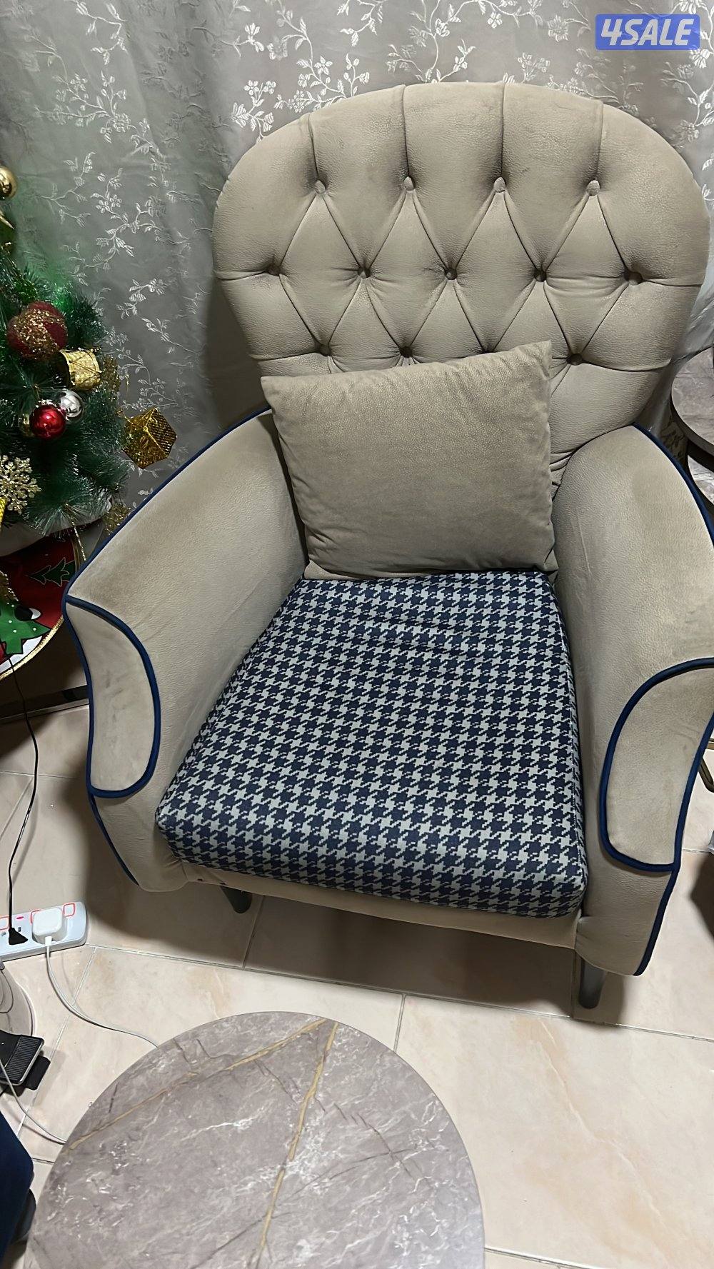 انتريه عدد ٢ كنب وكرسي3