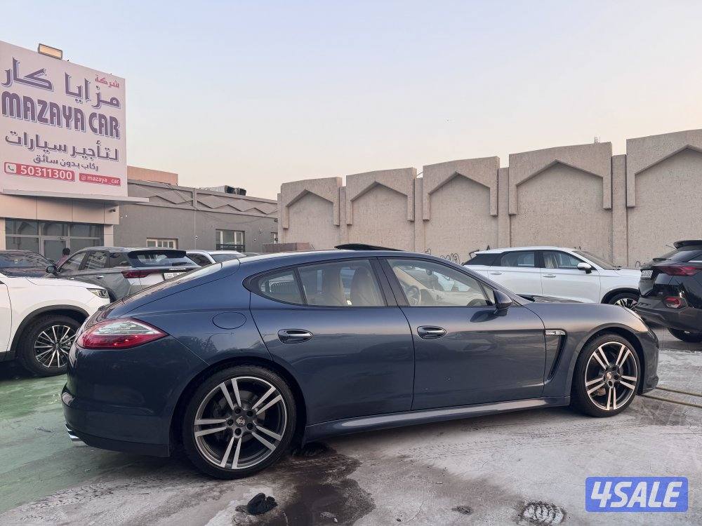 للبيع بورش بانميرا 20133