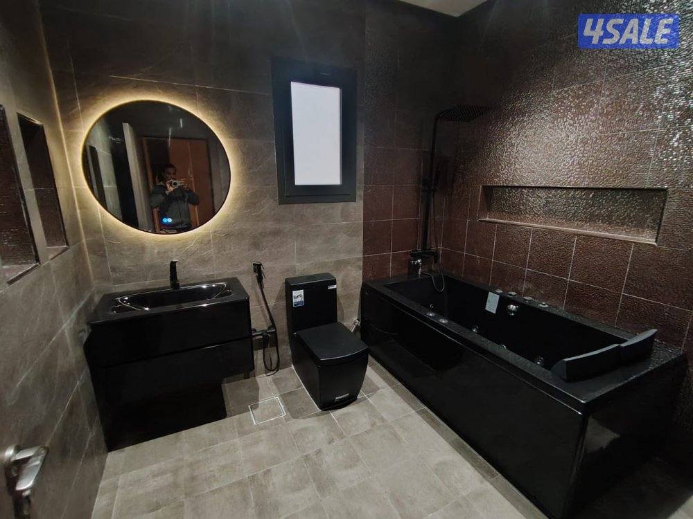 فنى صحى سباك شاطر تأسيس وتشطيب جميع مناطق الكويت خدمه ٢٤ ساعه وبالقل ا0