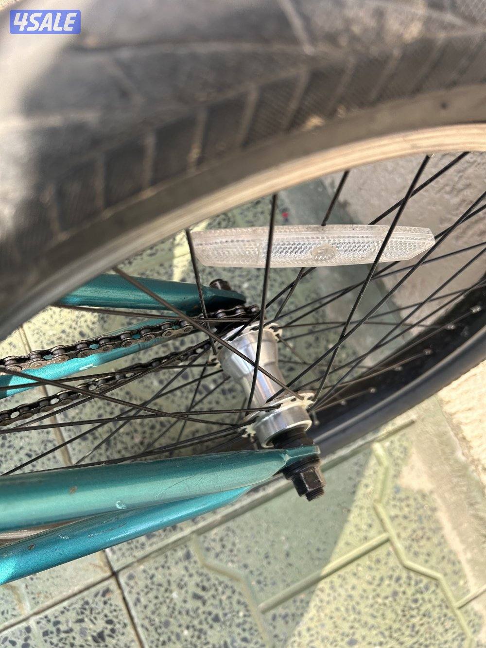 للبيع قاري نضيف معه بريكات1