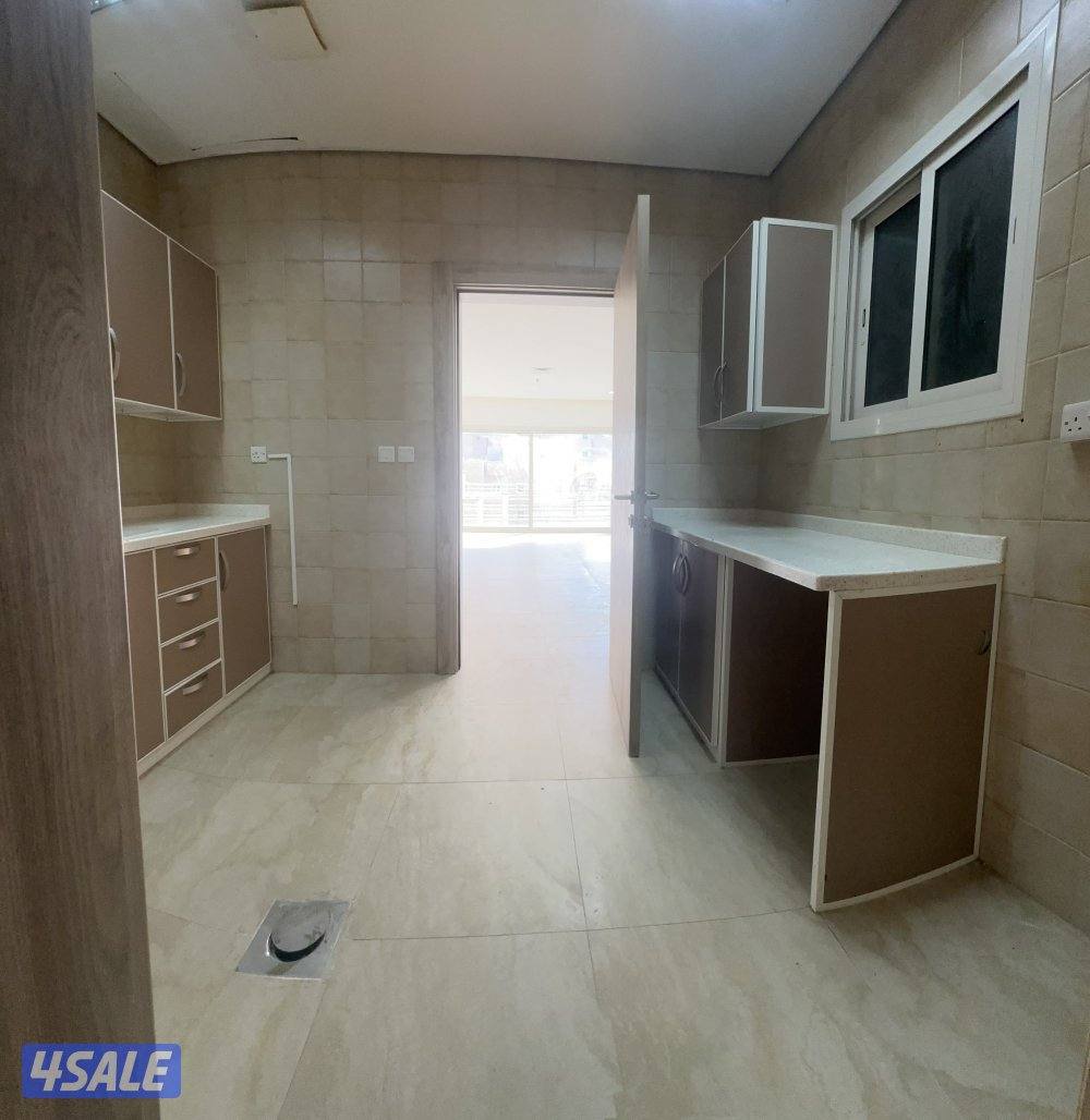 للايجار شقه بأبراج أمنيات جاردن بالمهبوله 3 غرف وبلكونه7