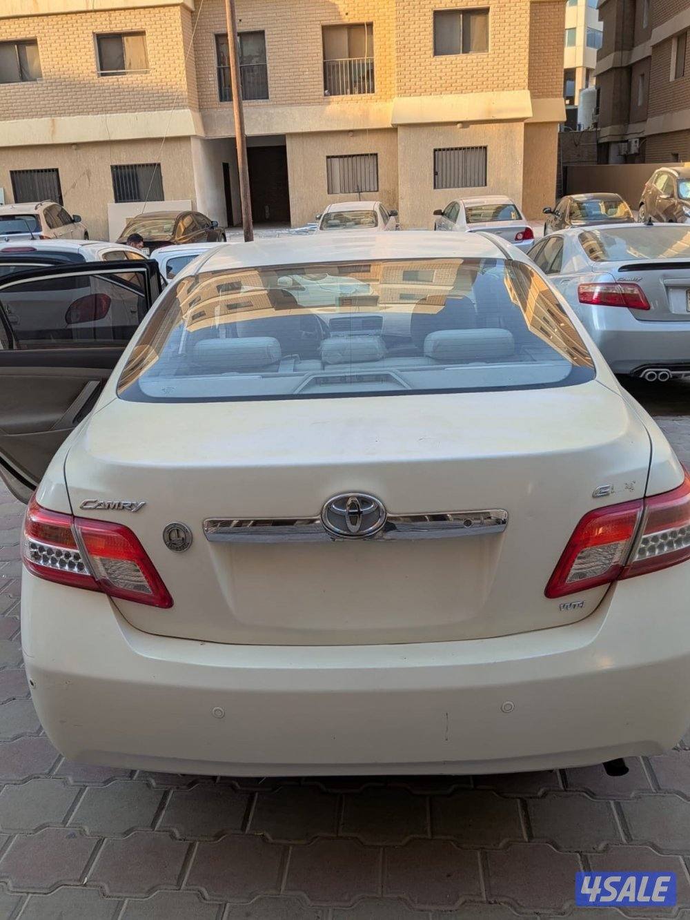 سيارة تيوتا كامري glx ٢٠١١ الفئة الثانية10