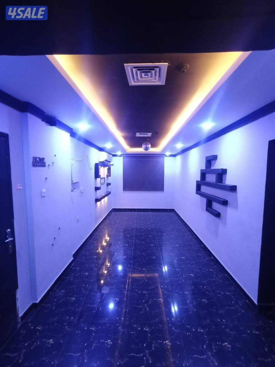 شقه للايجار بحولي غرفتين وصاله كبيره ومطبخ وحمام نفس الصور استلام فوري0