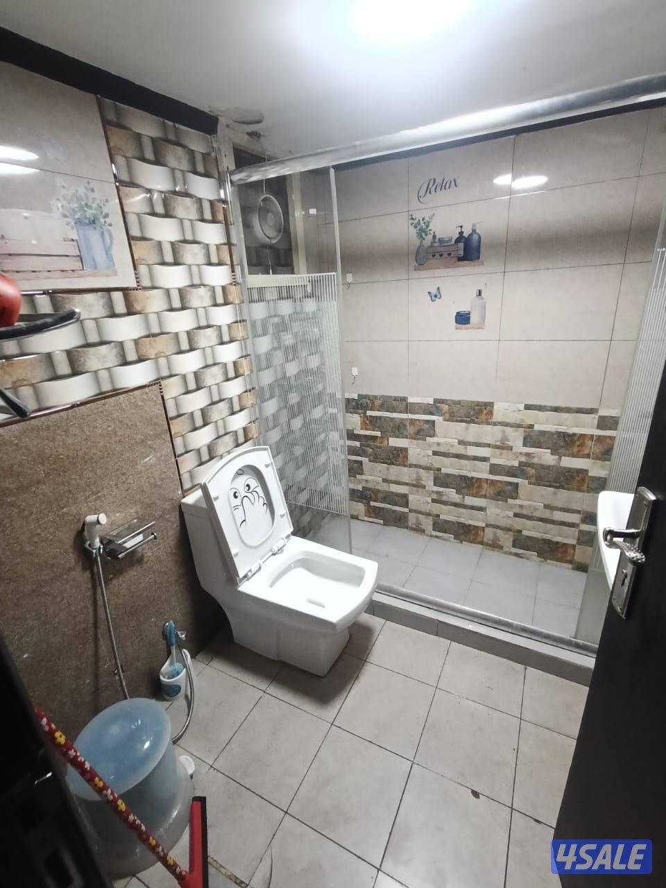 شقه للايجار بحولي غرفتين وصاله كبيره ومطبخ وحمام نفس الصور استلام فوري11