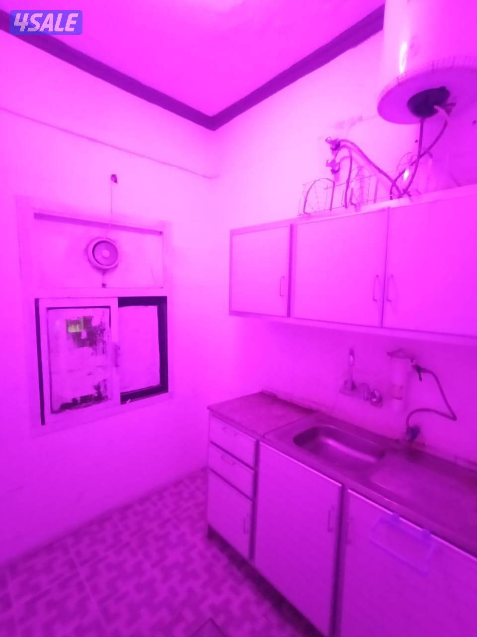 شقه للايجار بحولي غرفتين وصاله كبيره ومطبخ وحمام نفس الصور استلام فوري12