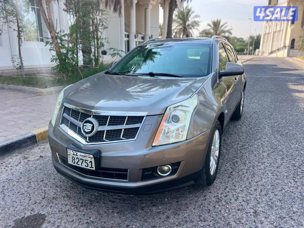 جيب كدلاك SRX موديل ٢٠١٢ بحاله نظيفه درجه اولي عداد ١٤٠ الف0