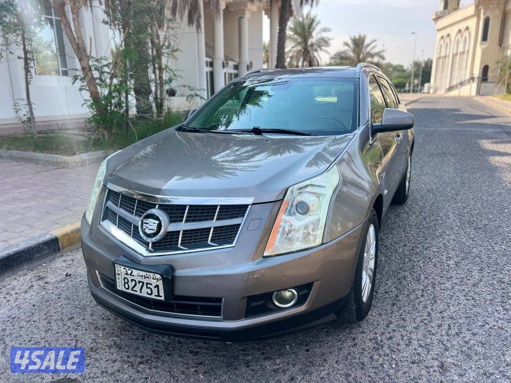 جيب كدلاك SRX موديل ٢٠١٢ بحاله نظيفه درجه اولي عداد ١٤٠ الف5