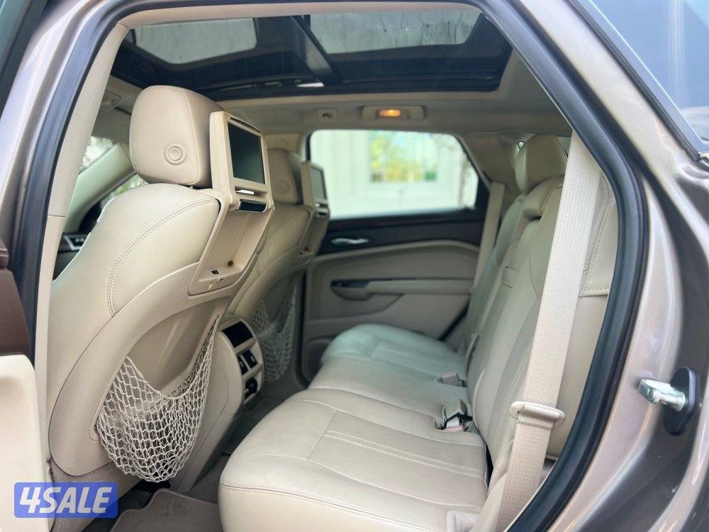 جيب كدلاك SRX موديل ٢٠١٢ بحاله نظيفه درجه اولي عداد ١٤٠ الف6