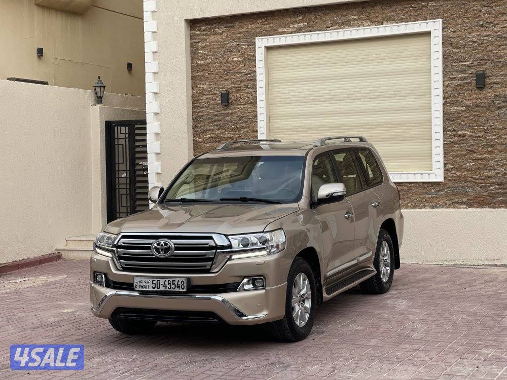 لاندكروزر 20180