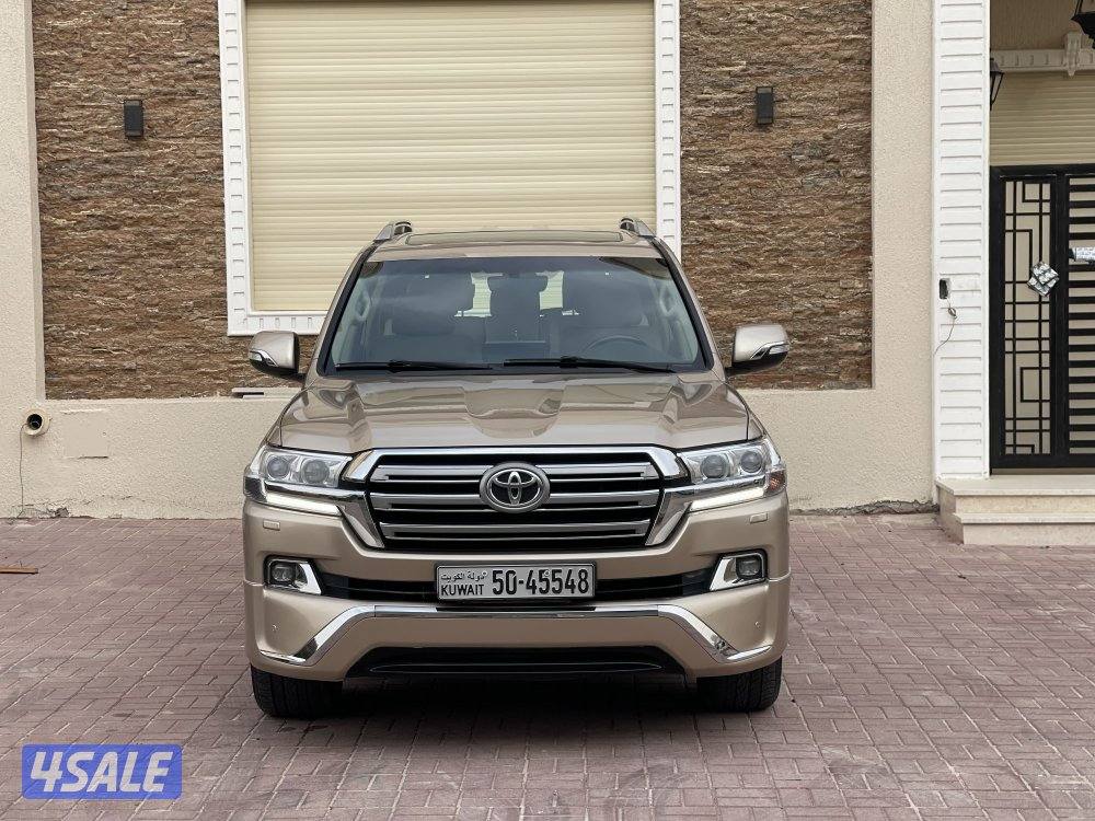 لاندكروزر 20182