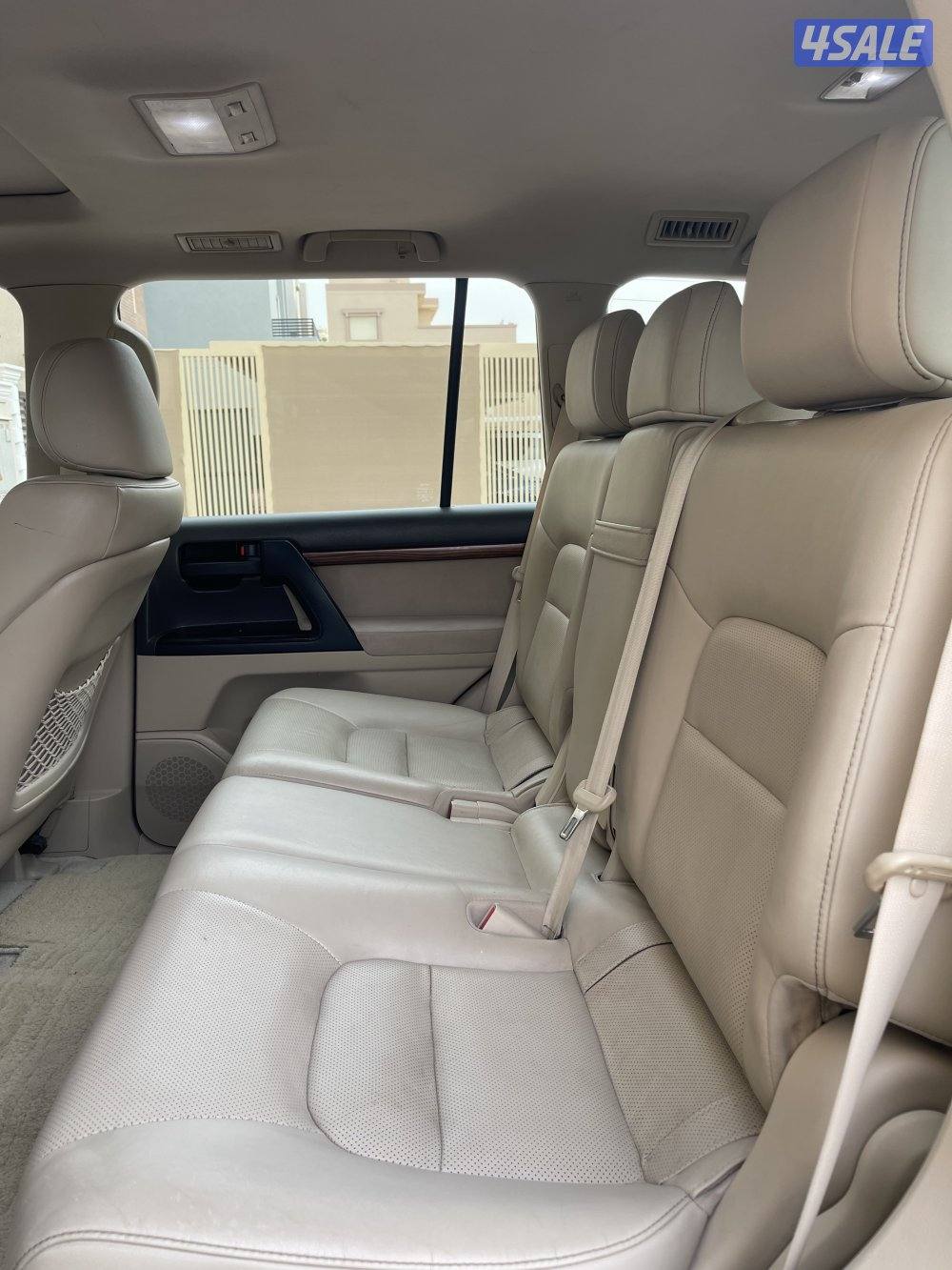 لاندكروزر 20186