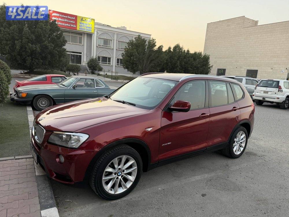 للبيع بي أم x3 موديل 2014 الون عنابي من داخل جلد بيج ماشي ١٥٩1