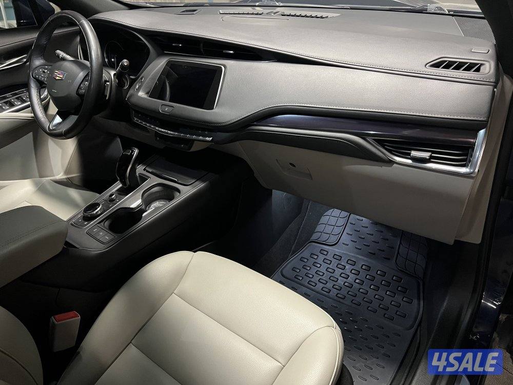 Cadillac XT4 Base Luxury 2.0L Turbo 20222