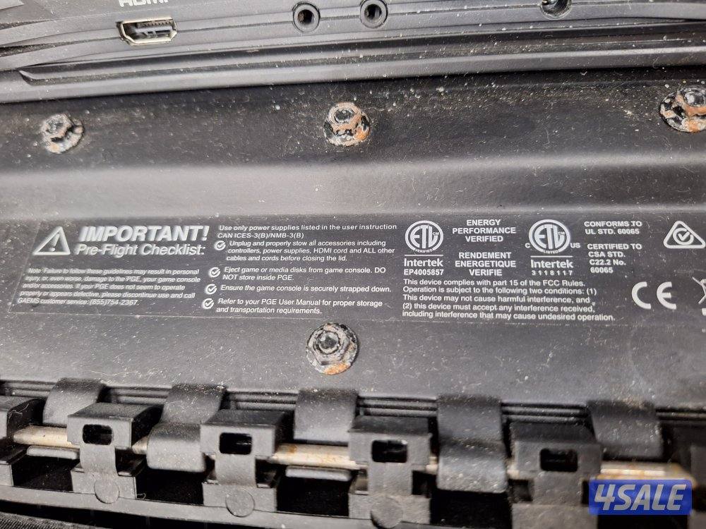 للبيع شاشه جيمز بجنطه مع ريموت5