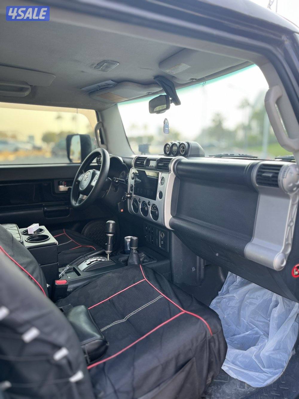 تويوتا FJ موديل 2012 الموتر متجهز بالكامل شرط الفحص11