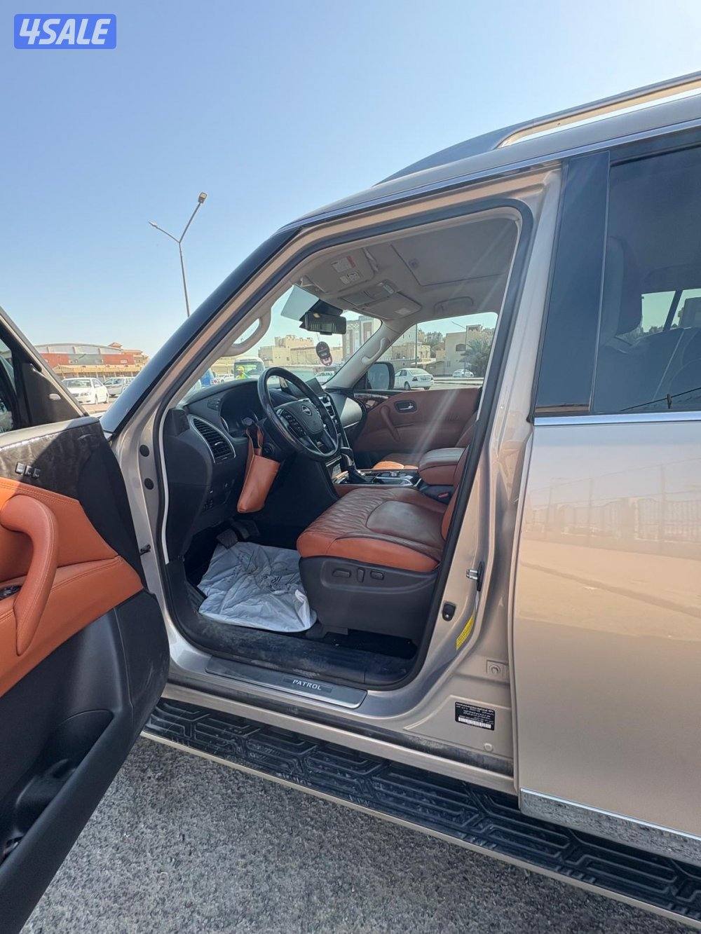 للبيع نيسان باترول  بلاتينيوم غولد V62