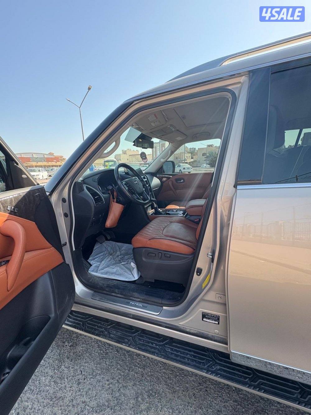 للبيع نيسان باترول  بلاتينيوم غولد V66