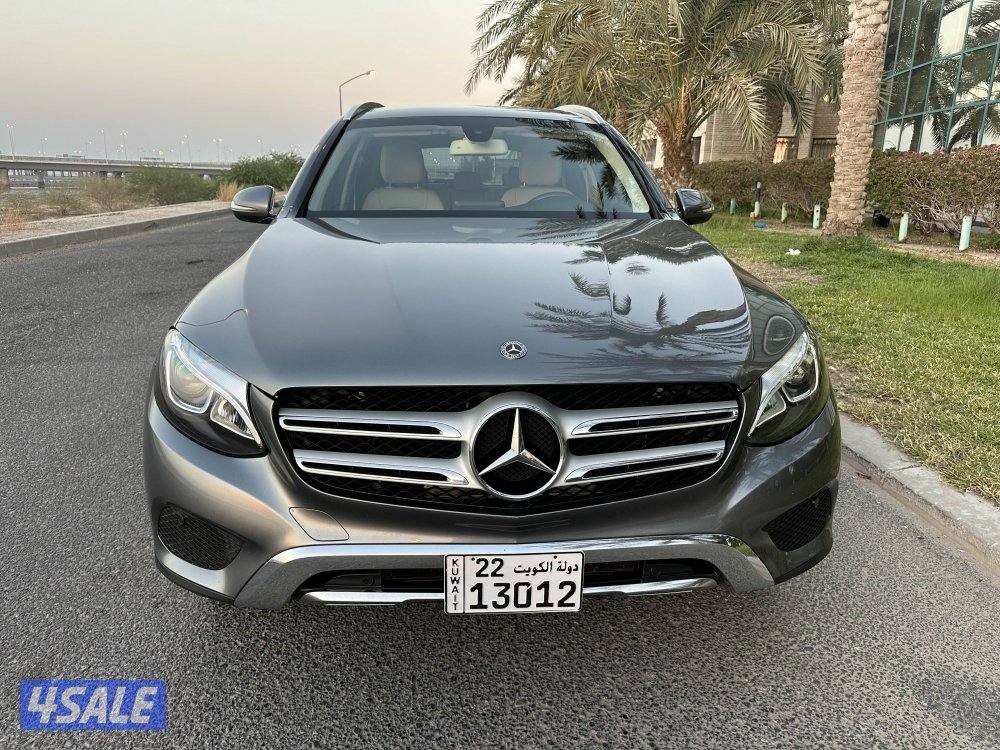 للبيع جيب مرسيدس حجم 300 GLC موديل 2018 صبغ الوكالة6
