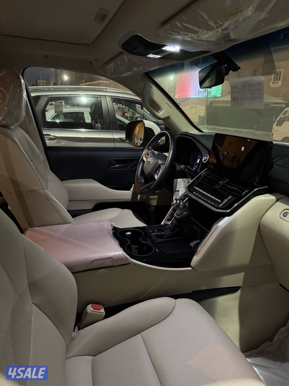 لاندكروز الساير 2024 ماشي 10 الالف فقط3