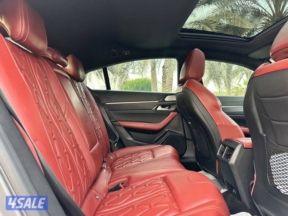 للبيع بيجو 508 GT-LINE عداد 90الف7