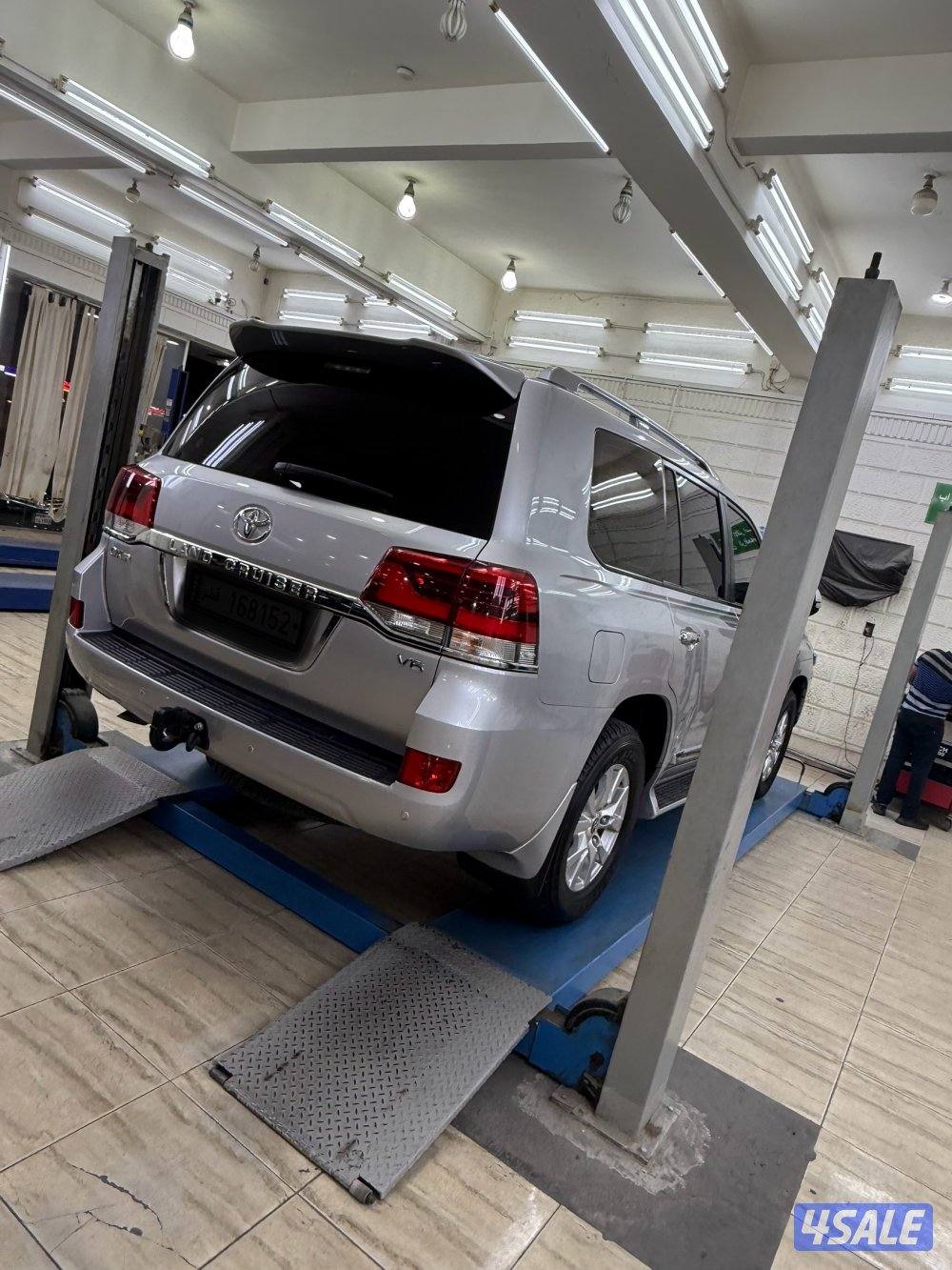 للبيع لاند كرورز جي اكس آر 20211