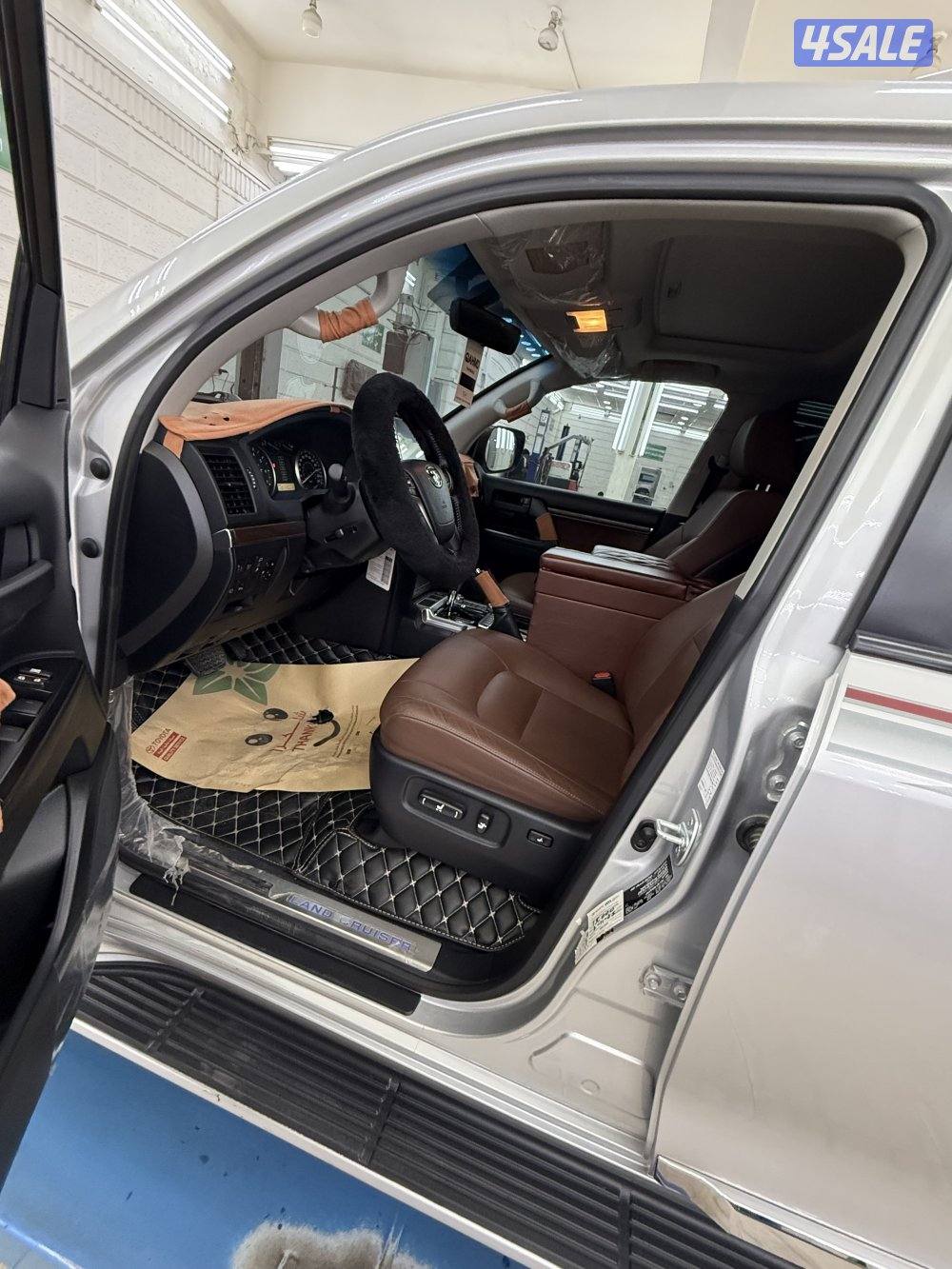 للبيع لاند كرورز جي اكس آر 20214