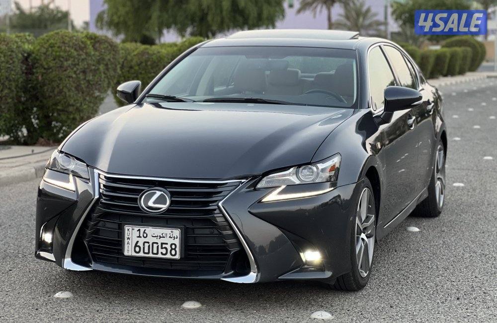 لكزس GS300 موديل 2019 عداد (65) الف فقط وارد الوكاله شرط الفحص0