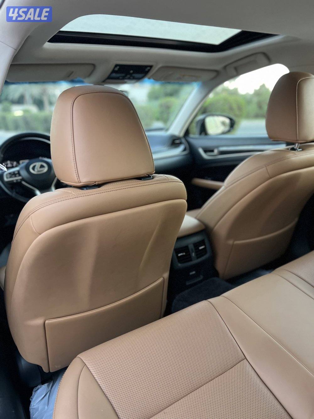 لكزس GS300 موديل 2019 عداد (65) الف فقط وارد الوكاله شرط الفحص6