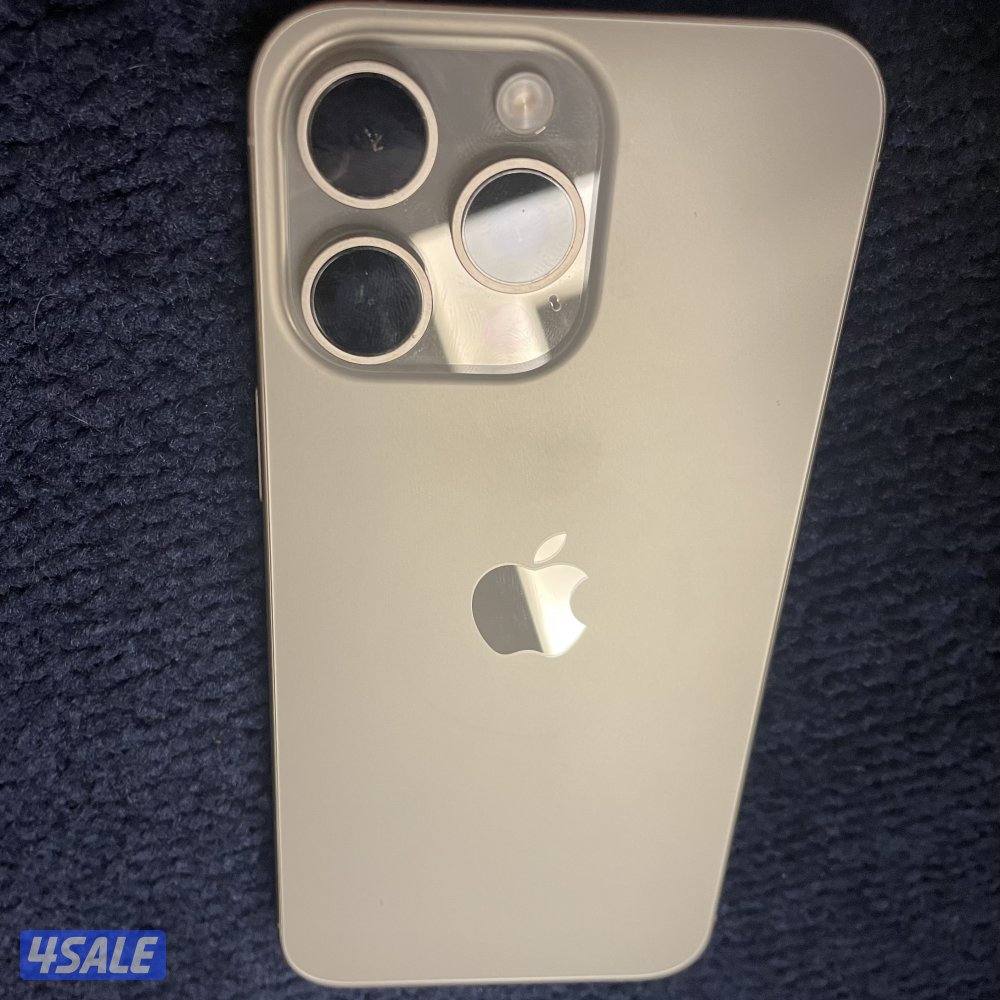 أيفون 15 تيتانيوم 256 قيقا8