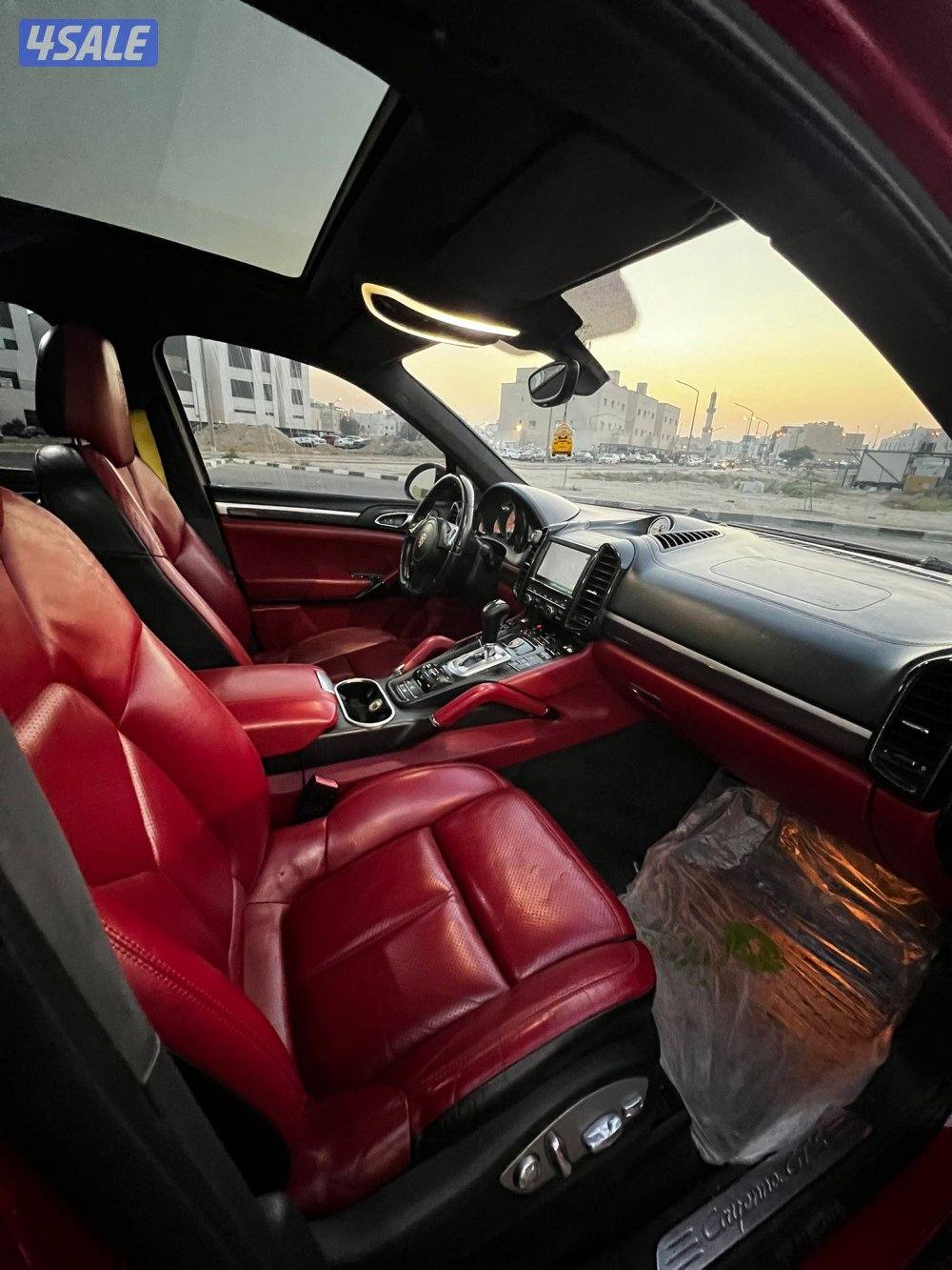 للبيع بورش كايين GTS4