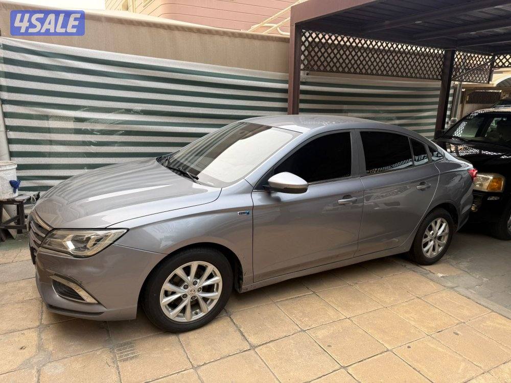 للبيع MG5 موديل 2020 بحالة الوكالة نظيفه جدا عداد 103 صبغ الوكالة شرط3