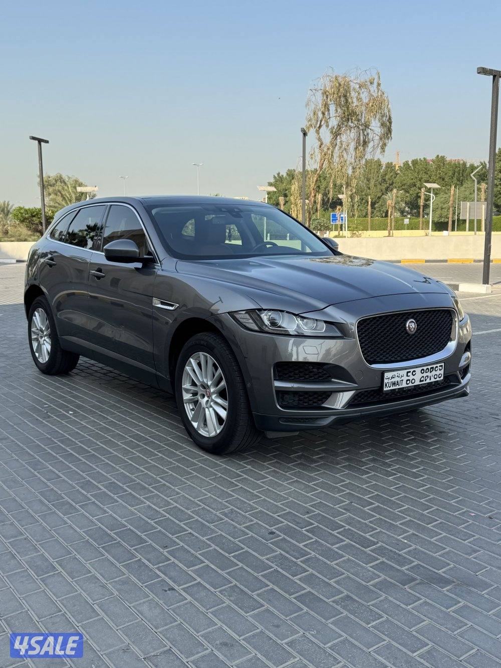 F-PACE بحالة الوكالة اعلى فئة2