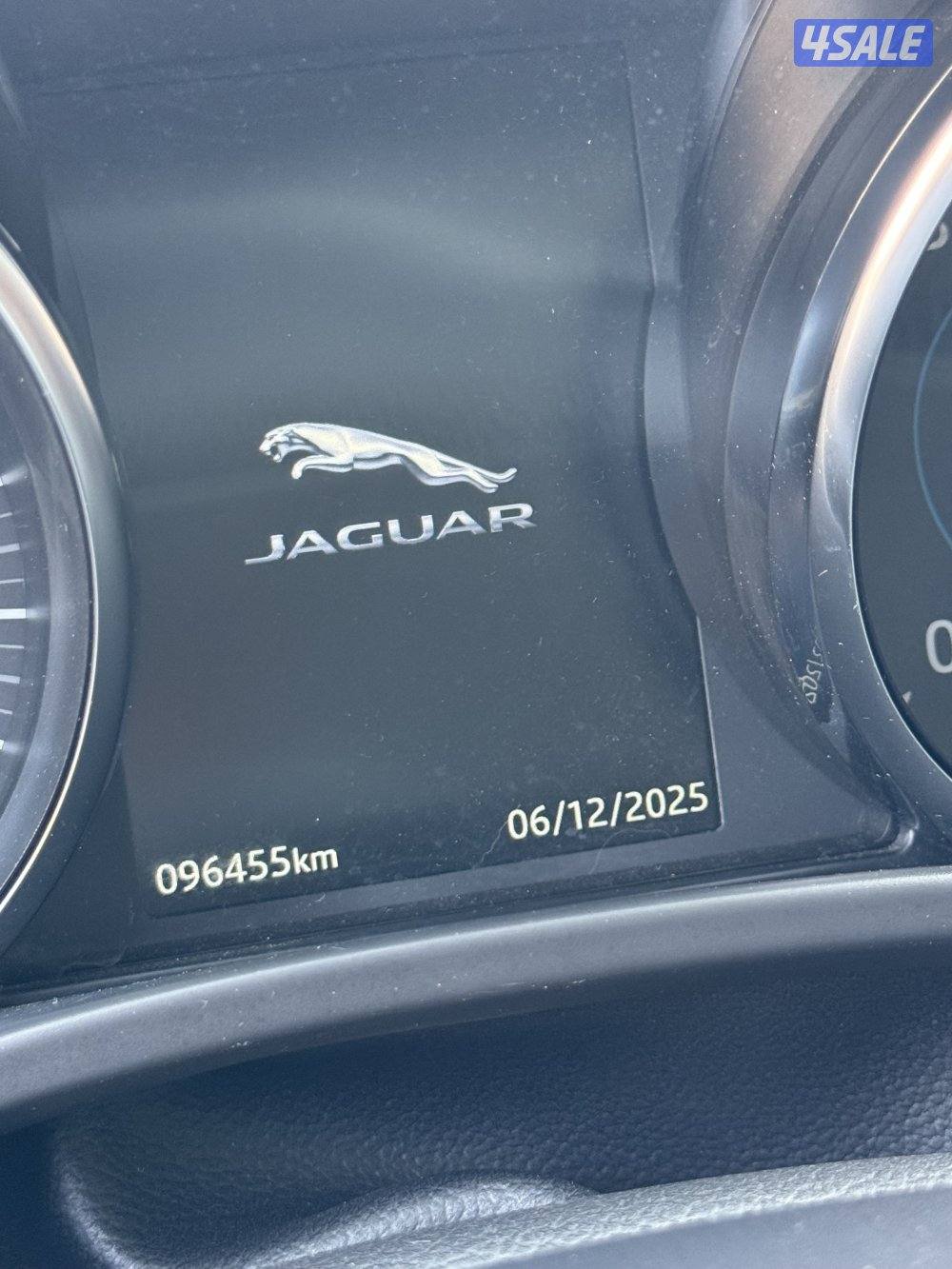 F-PACE بحالة الوكالة اعلى فئة8