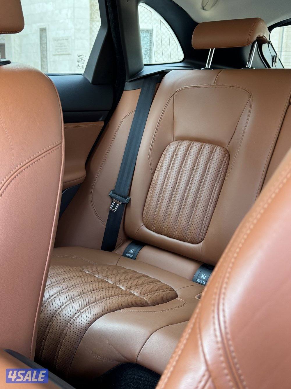 F-PACE بحالة الوكالة اعلى فئة11