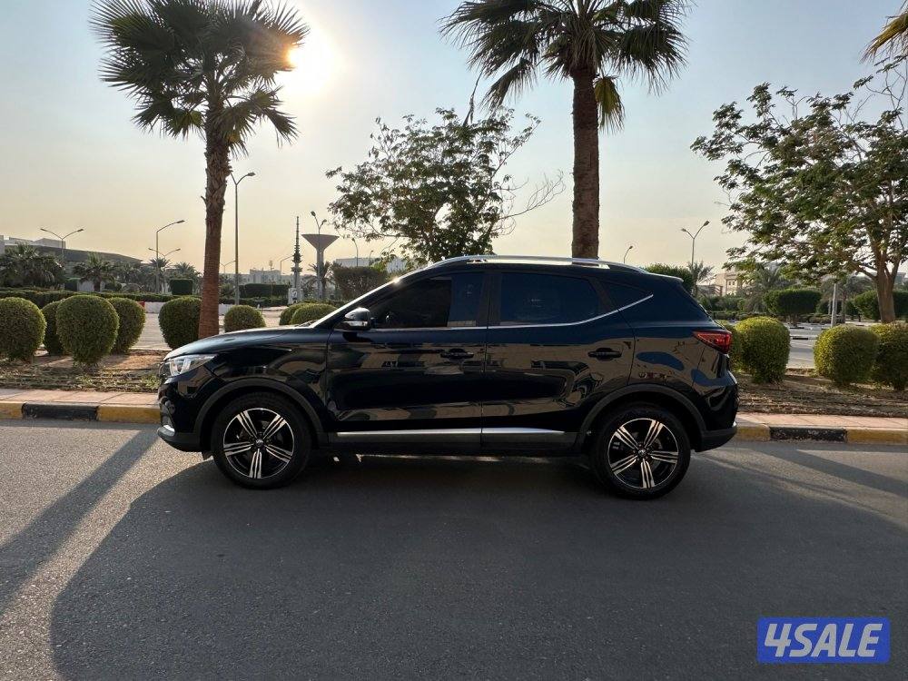 جيب ام جي ZS  مديل 2020 ماشي 100 كامل المواصفات صبغ الوكاله شرط الفحص2