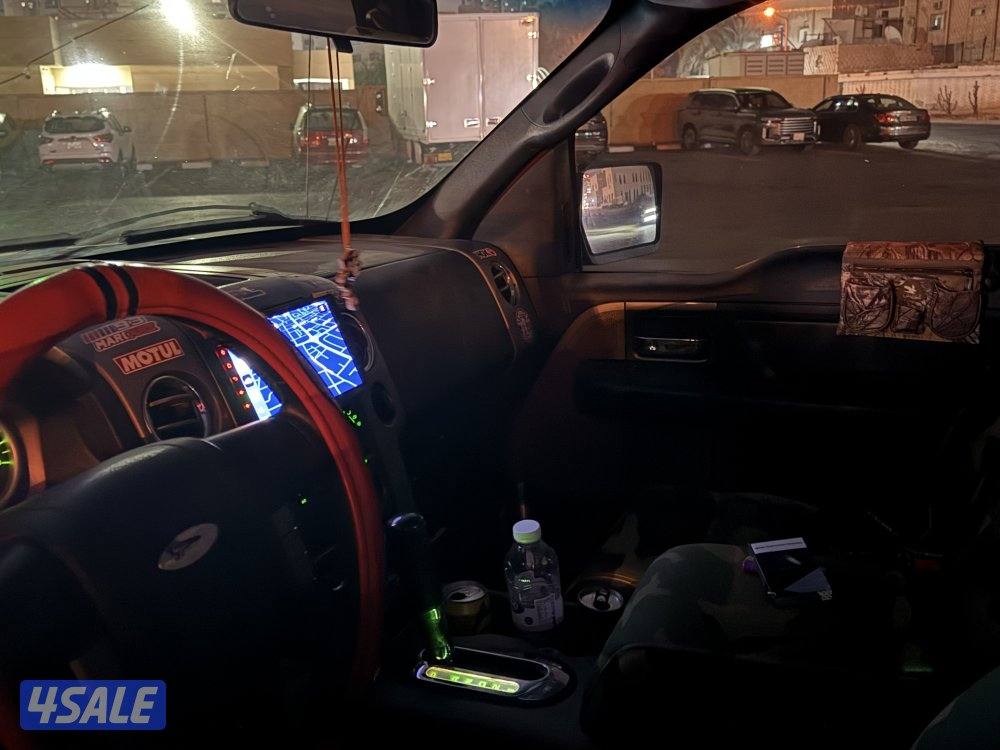 للبيع وانيت فورد f150 مخصر3