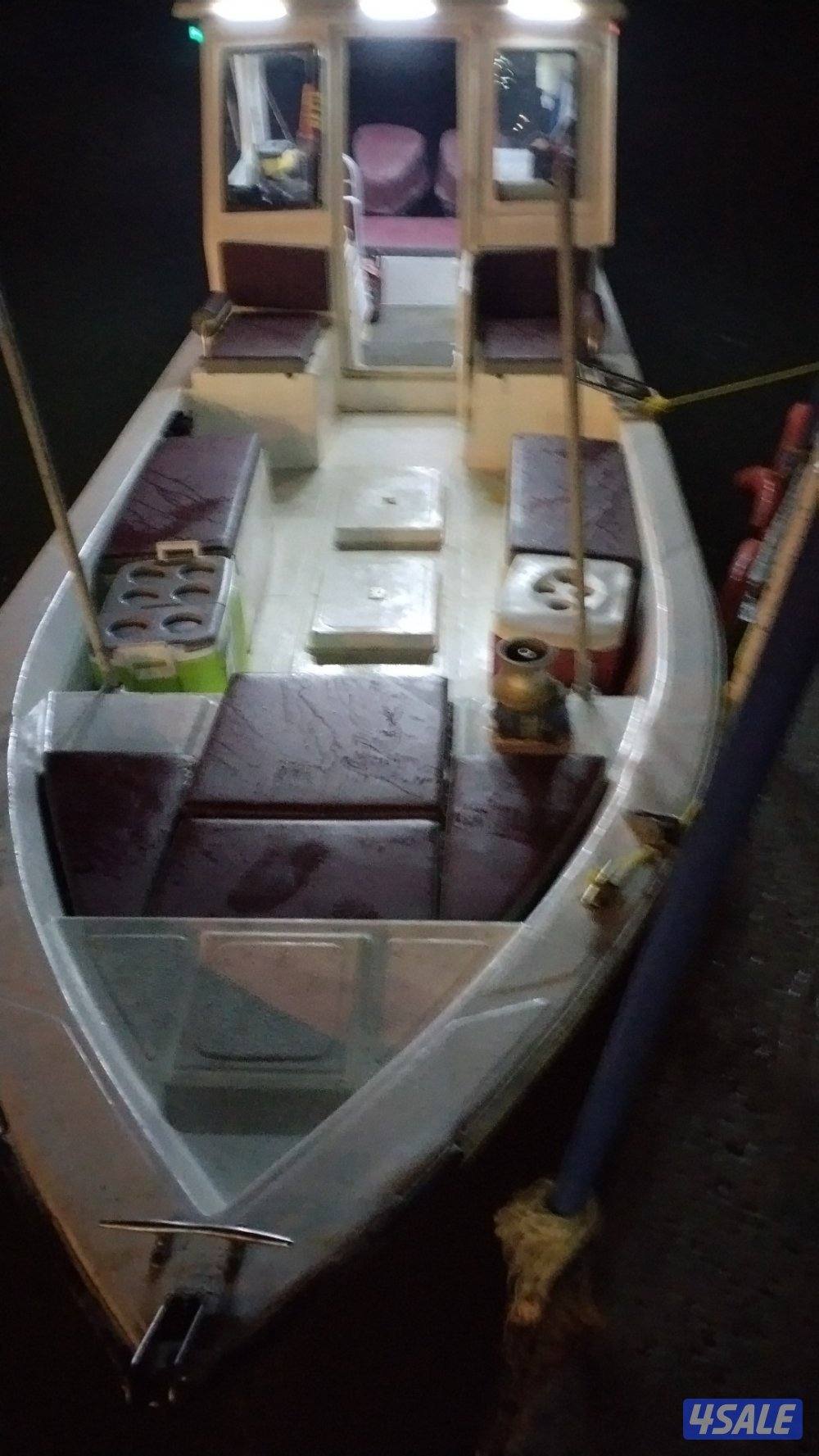 طراد 28 قدم  كاسر الأمواج مصنع السندباد الأمارات2